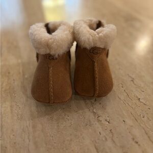 UGG Gogee Shoe For Babies; Read Full Description